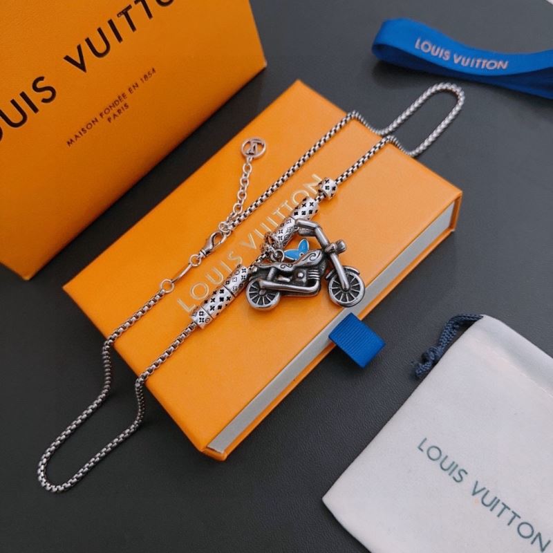 Louis Vuitton Necklaces